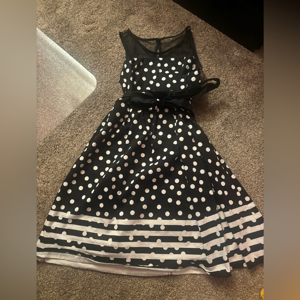 Motherhood Polkadot Maternity Dress with Tie in Black and White (M)